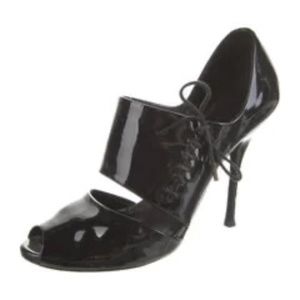 Gucci Patent Leather Peep Toe Patent Leather Booti